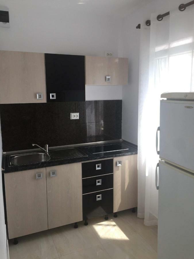 Garsoniera Simo Apartament Orszowa Zewnętrze zdjęcie